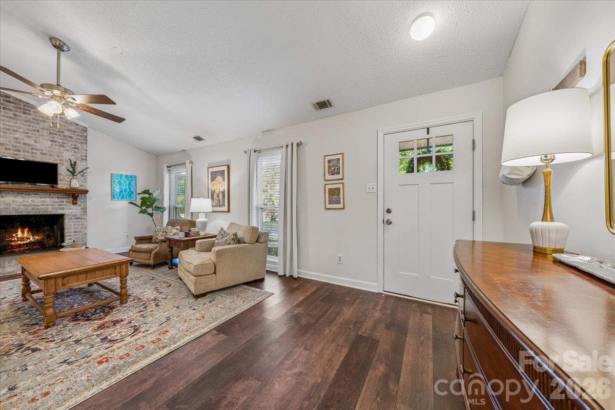 Townhouse at 6000 Gate Post Road, Charlotte, photo 8 of 47