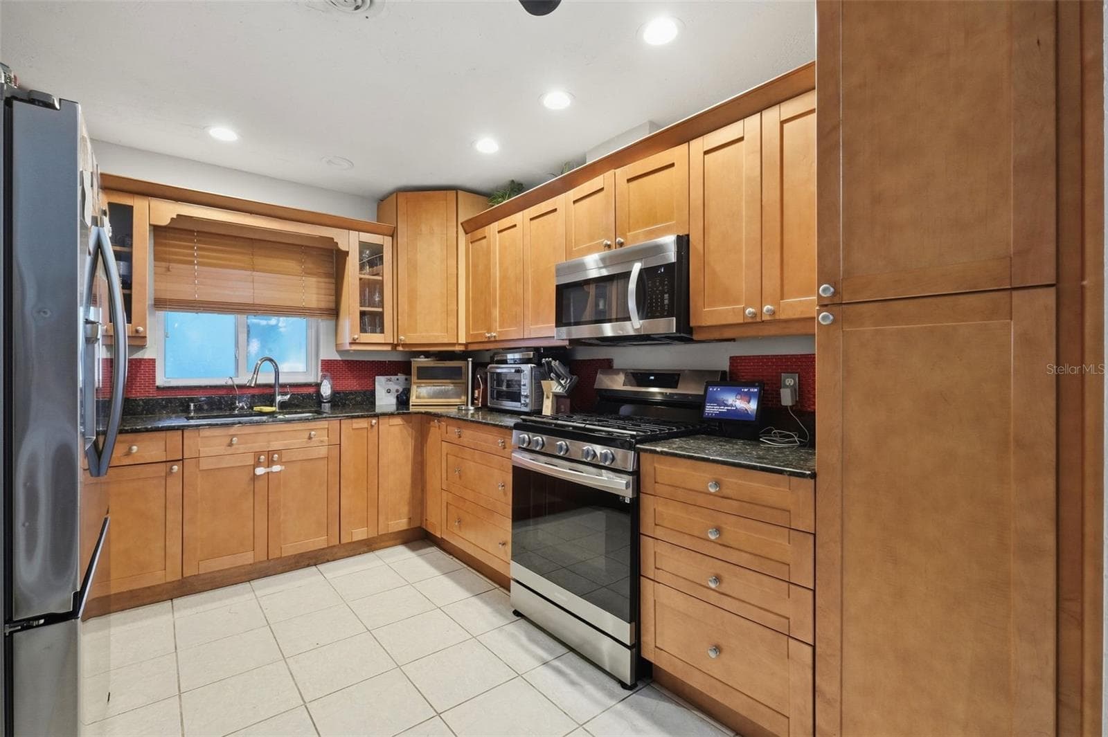 Single Family Residence at 1356 WOODCREST AVE, CLEARWATER, photo 9 of 39