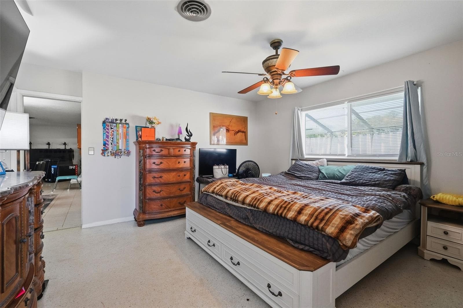 Single Family Residence at 1356 WOODCREST AVE, CLEARWATER, photo 20 of 39