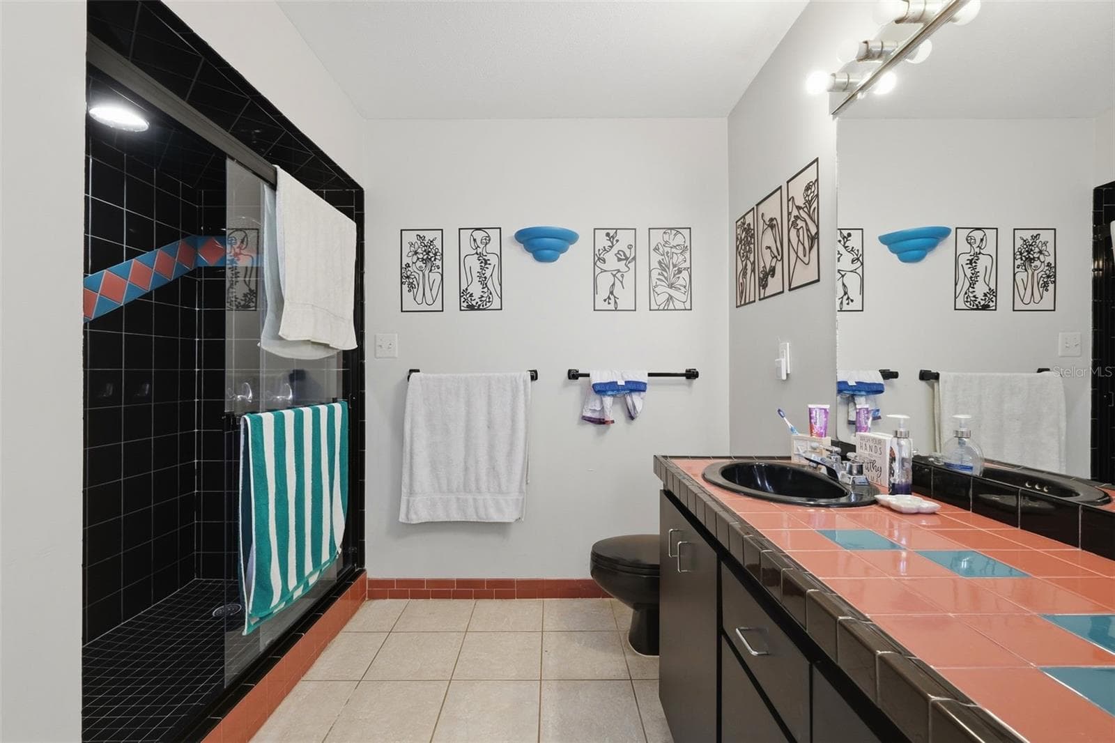 Single Family Residence at 1356 WOODCREST AVE, CLEARWATER, photo 25 of 39