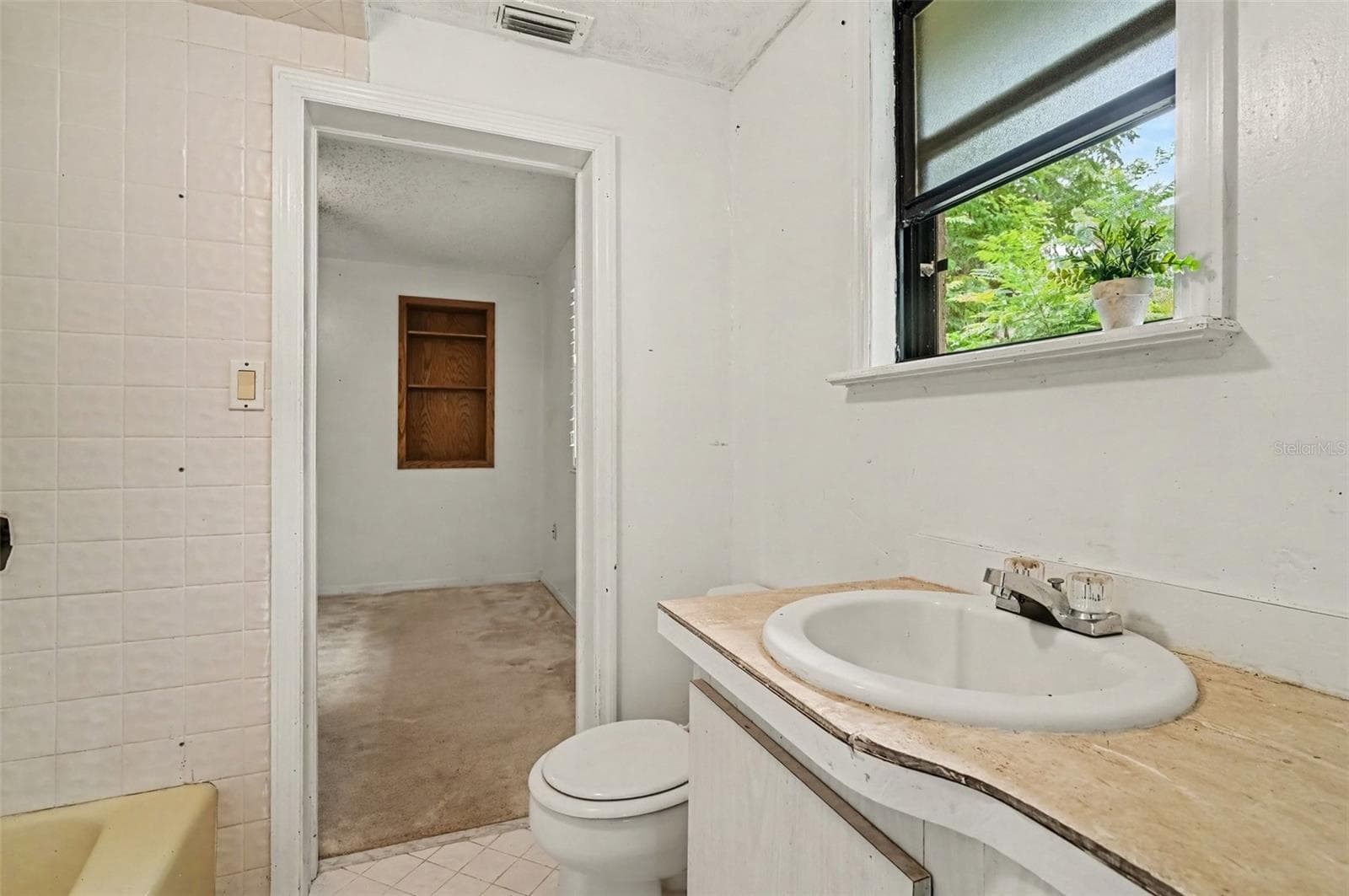 Single Family Residence at 415 THOMAS AVE, LEESBURG, photo 16 of 26