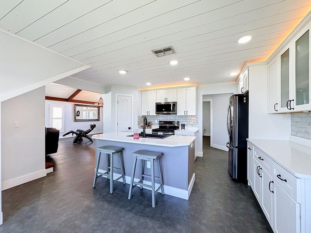 Island - BRADEN RIVER LAKES, BRADENTON