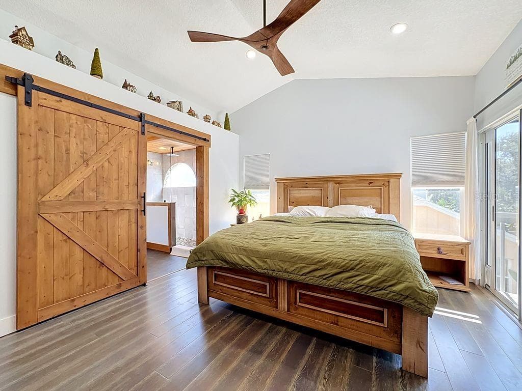 Primary Suite - BRADEN RIVER LAKES, BRADENTON