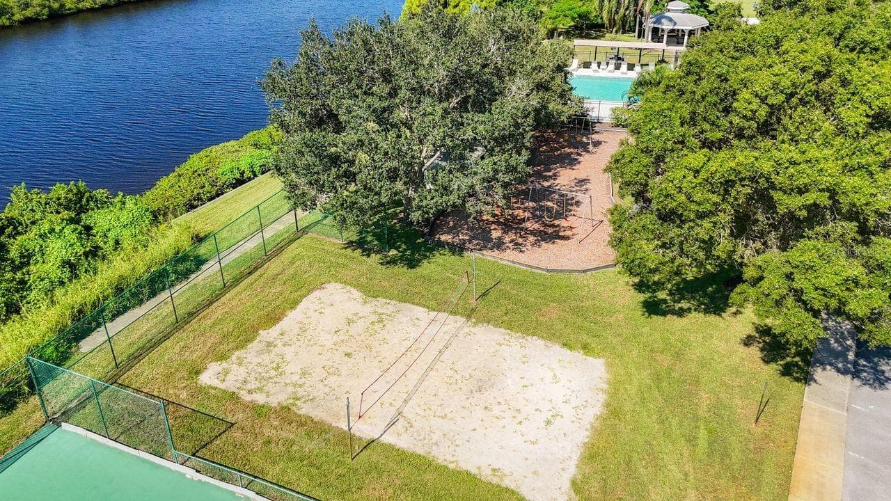 Volleyball Area - BRADEN RIVER LAKES, BRADENTON