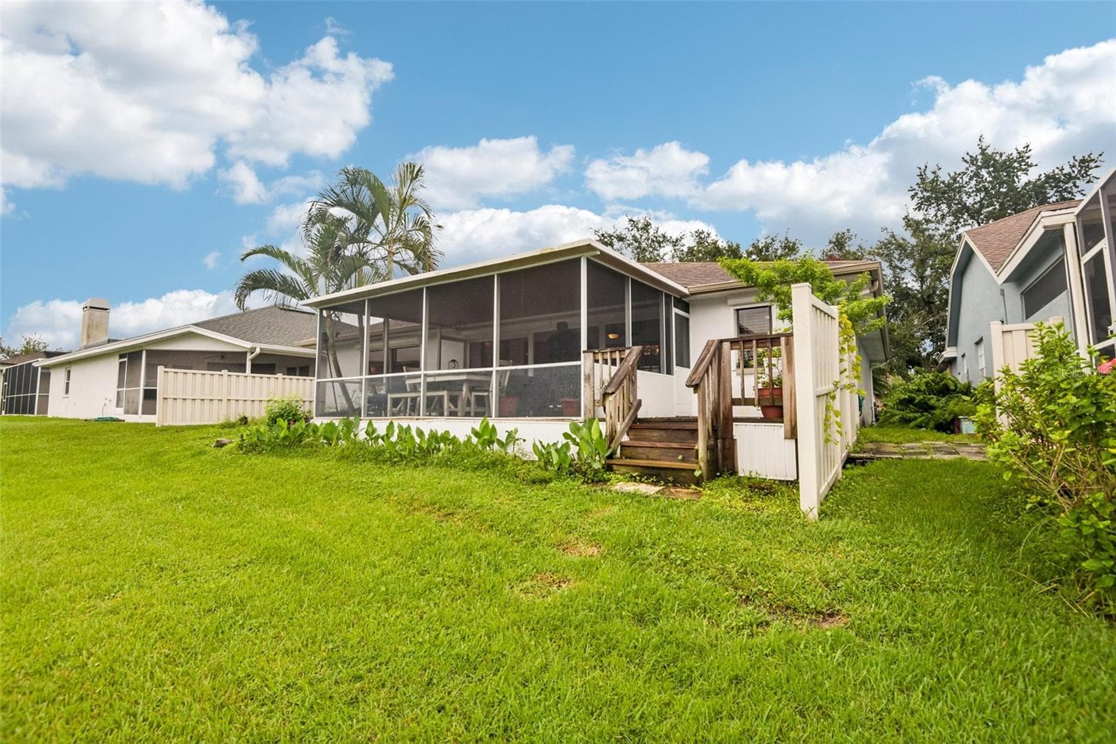Single Family Residence at 1175 SAN CARLOS AVE NE, ST PETERSBURG, photo 24 of 38