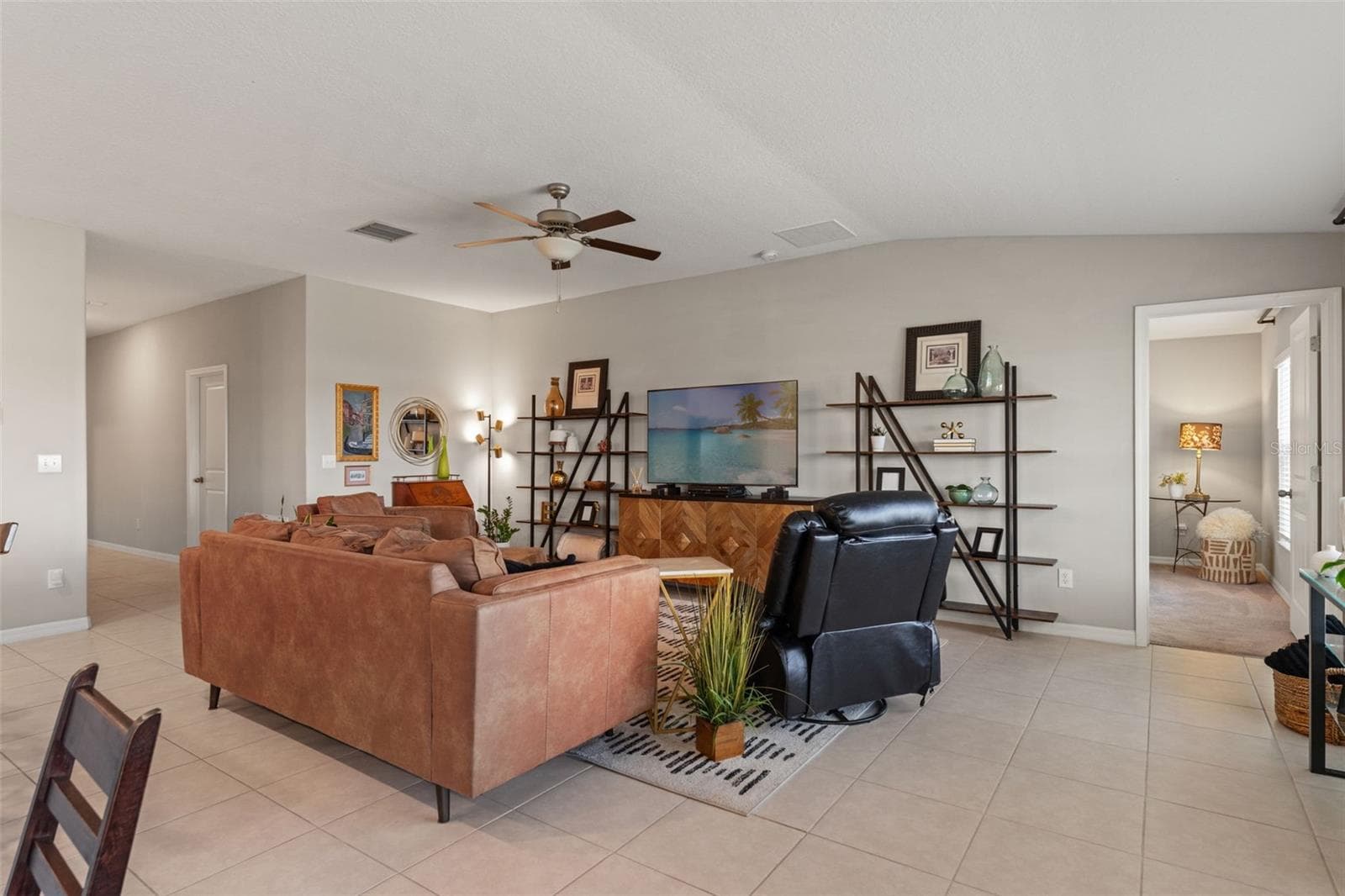 Single Family Residence at 31713 SUN KETTLE LOOP, WESLEY CHAPEL, photo 11 of 58