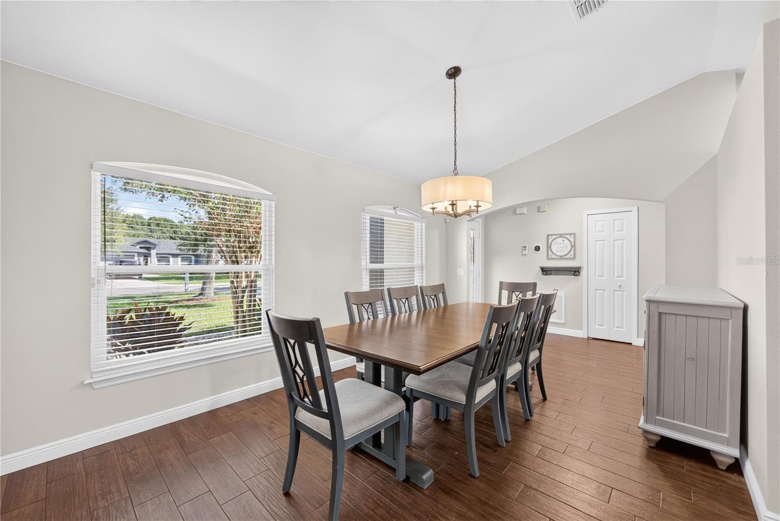 Single Family Residence at 8 LAKEVIEW RESERVE BLVD, WINTER GARDEN, photo 10 of 38