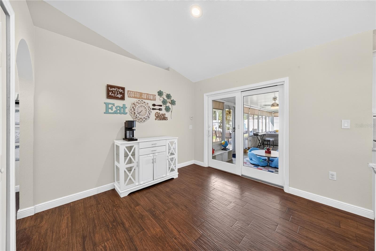Single Family Residence at 8 LAKEVIEW RESERVE BLVD, WINTER GARDEN, photo 19 of 38