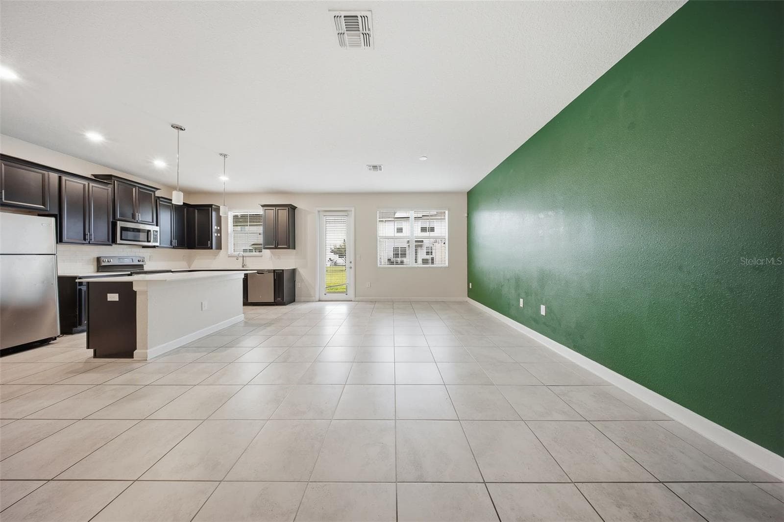 Townhouse at 4767 TRIBUTE TRL, KISSIMMEE, photo 6 of 23