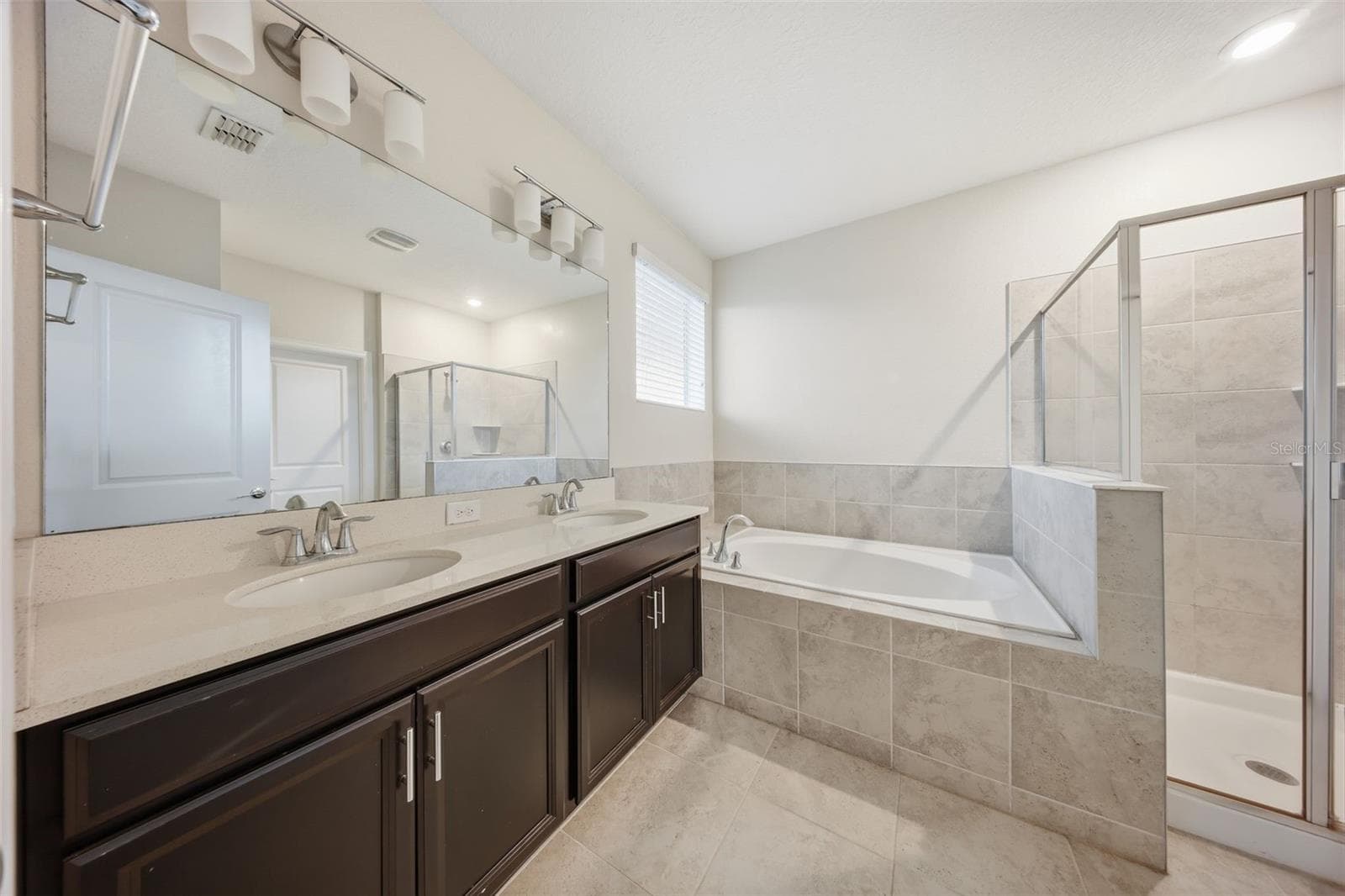 Townhouse at 4767 TRIBUTE TRL, KISSIMMEE, photo 13 of 23
