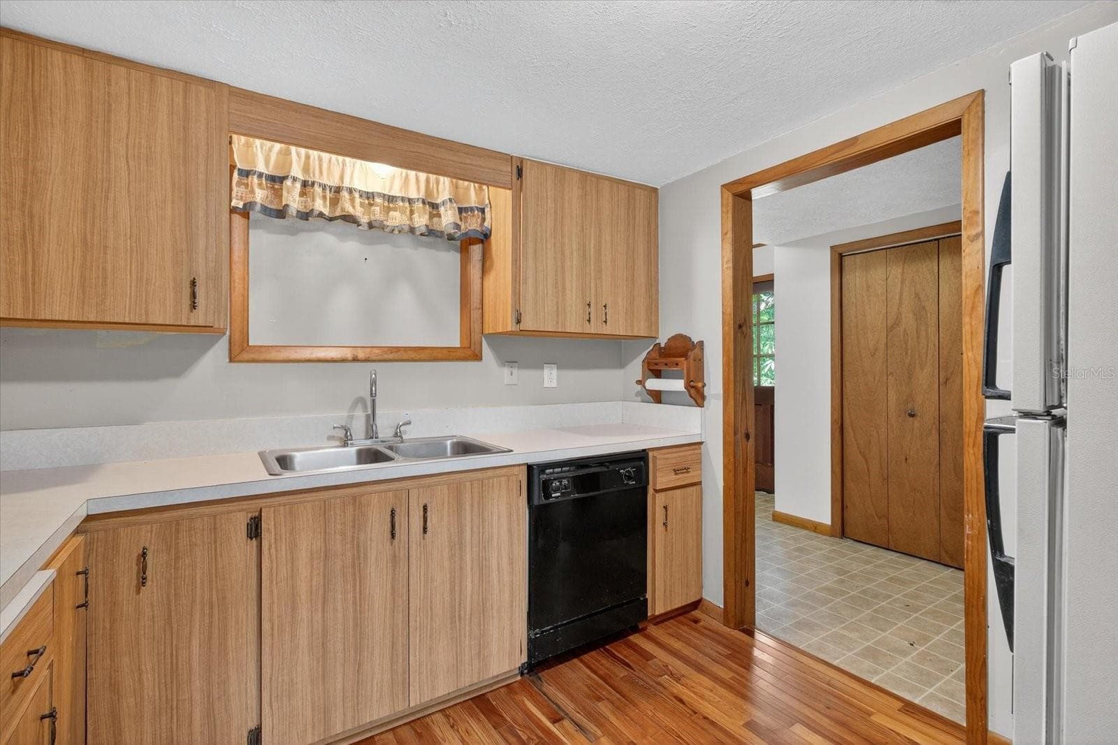 Single Family Residence at 10019 CURLEY RD, SAN ANTONIO, photo 28 of 77