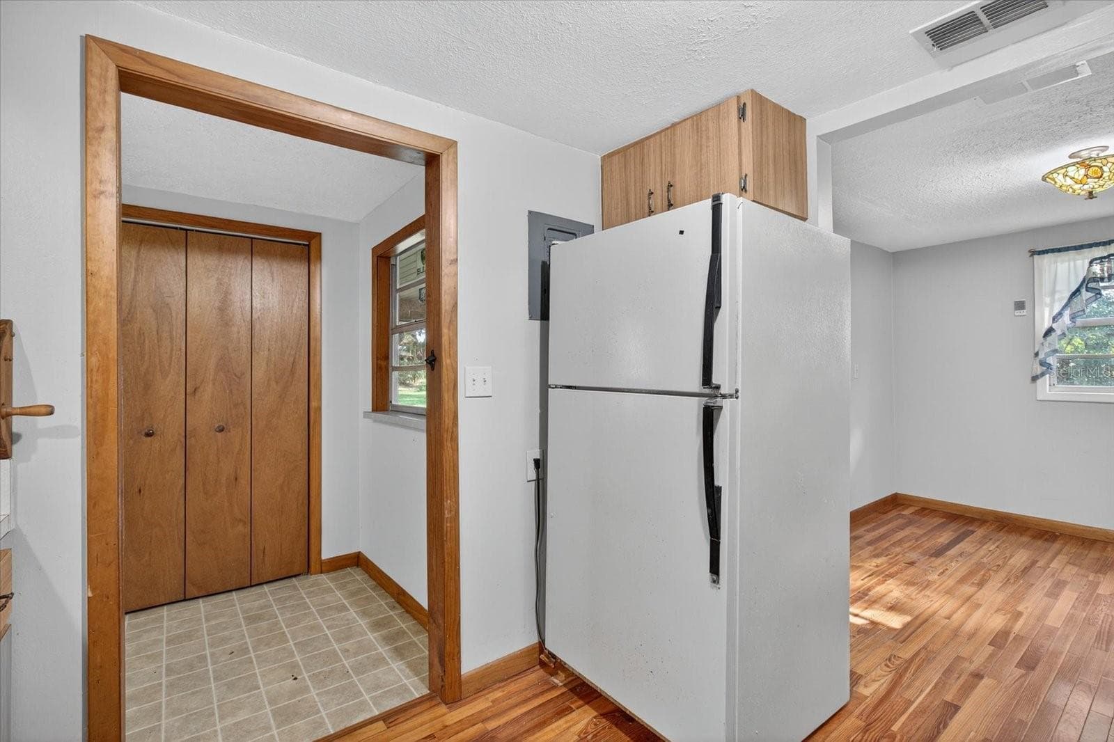 Single Family Residence at 10019 CURLEY RD, SAN ANTONIO, photo 29 of 77
