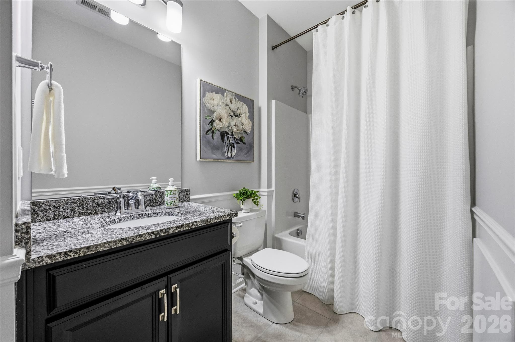 Single Family Residence at 4060 Brandywine Terrace, Lancaster, photo 7 of 47