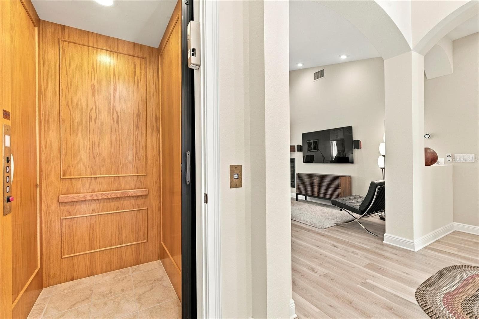 Upgraded Elevator - 10 LINCOLN AVE S, ST PETERSBURG