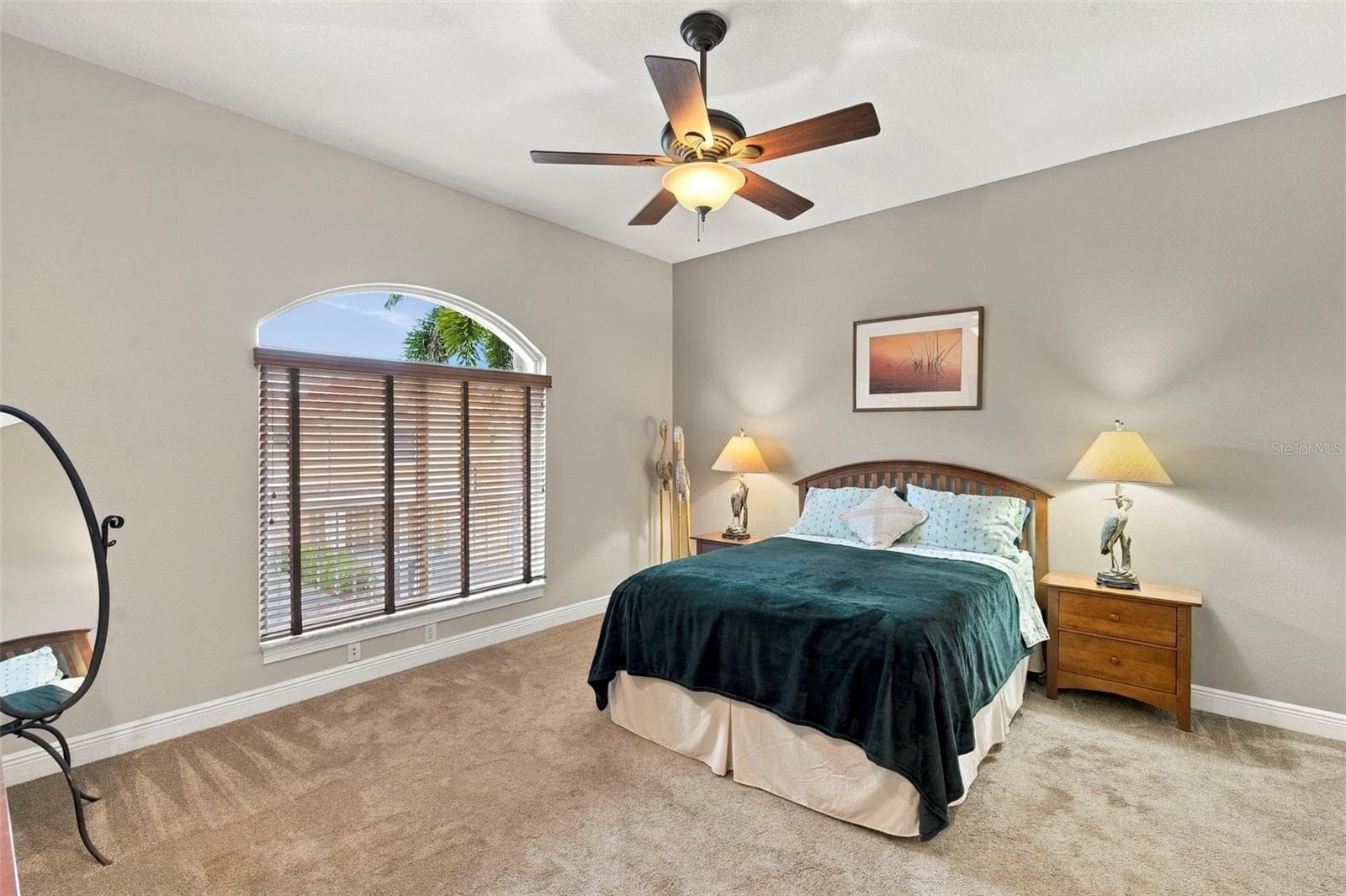 Primary Bedroom with En-Suite Bathroom, His & Her Walk-in Closets, Double sinks with Granite countertops, jacuzzi tub, separate shower - 10 LINCOLN AVE S, ST PETERSBURG