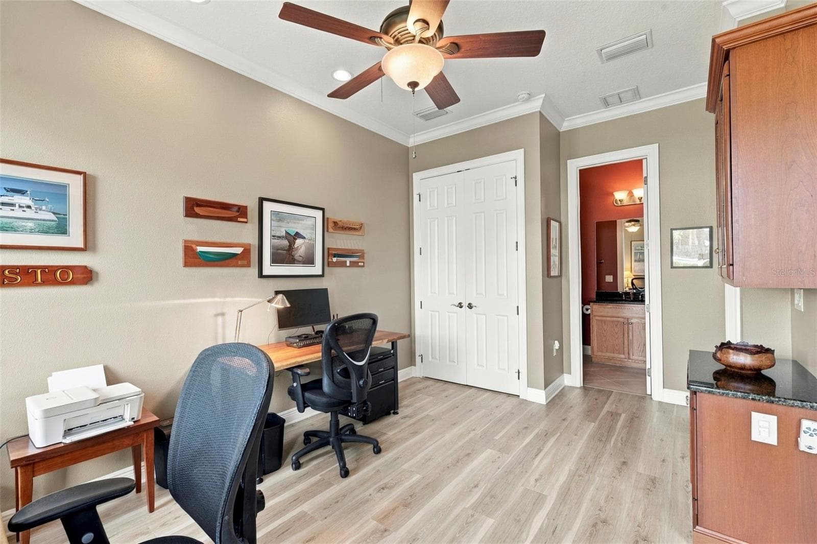 3rd Bedroom with en-suite bathroom - 10 LINCOLN AVE S, ST PETERSBURG