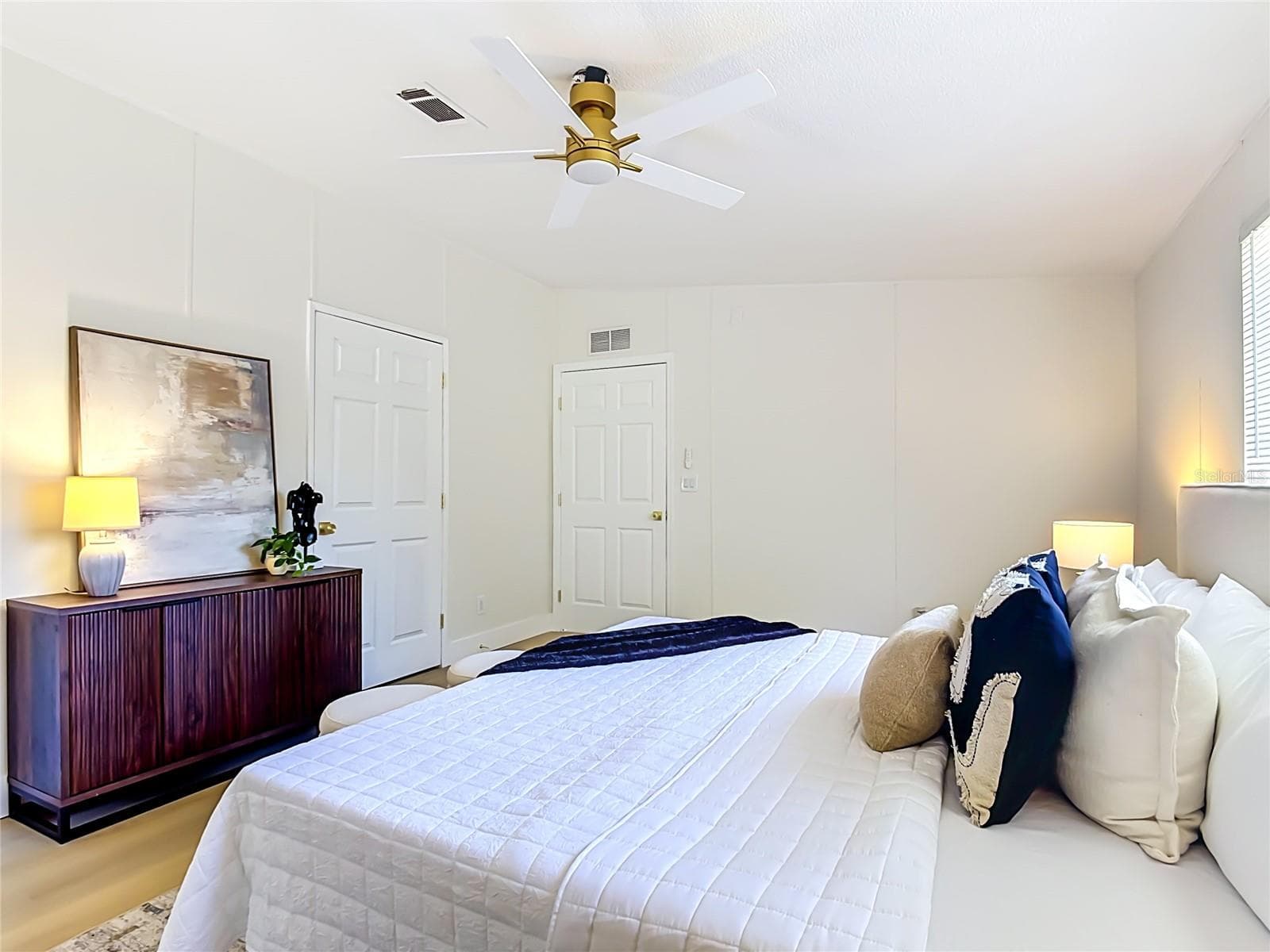 Manufactured Home at 3443 POPULATIC ST, MIMS, photo 8 of 65