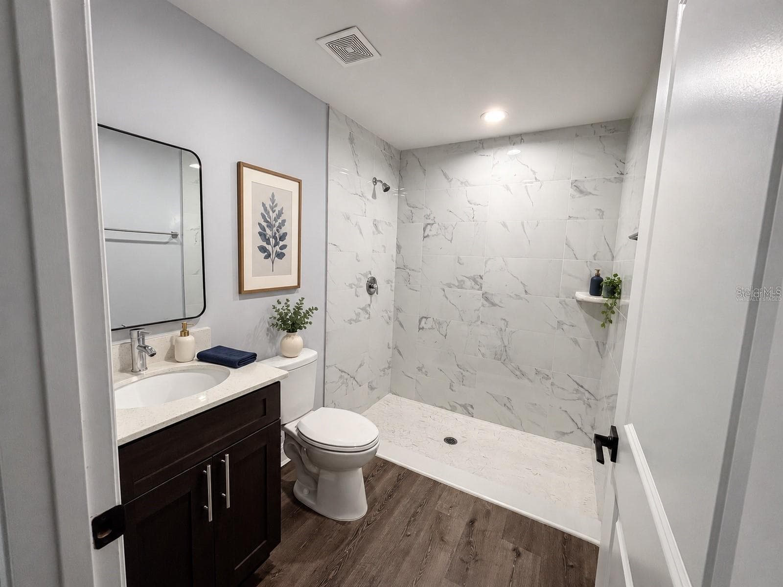 Virtually staged - 13315 SE 38TH CT, BELLEVIEW