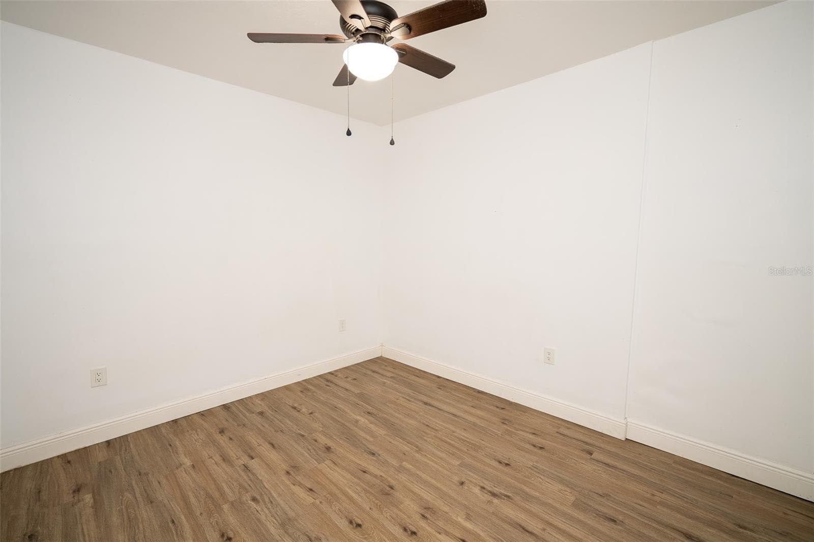 STUDIO GARAGE - 1327 WATERVIEW BLVD E, LAKELAND