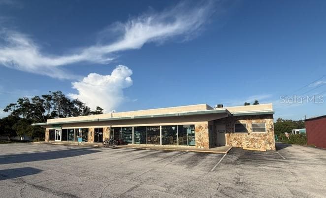6225 SEMINOLE BLVD