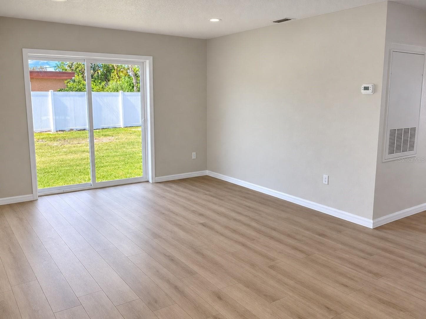 Living Room - 4226 LAKE RICHMOND DR, ORLANDO