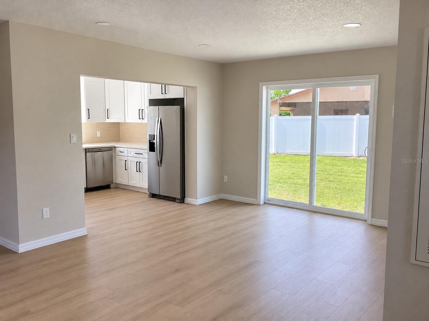 Single Family Residence at 4226 LAKE RICHMOND DR, ORLANDO, photo 7 of 16