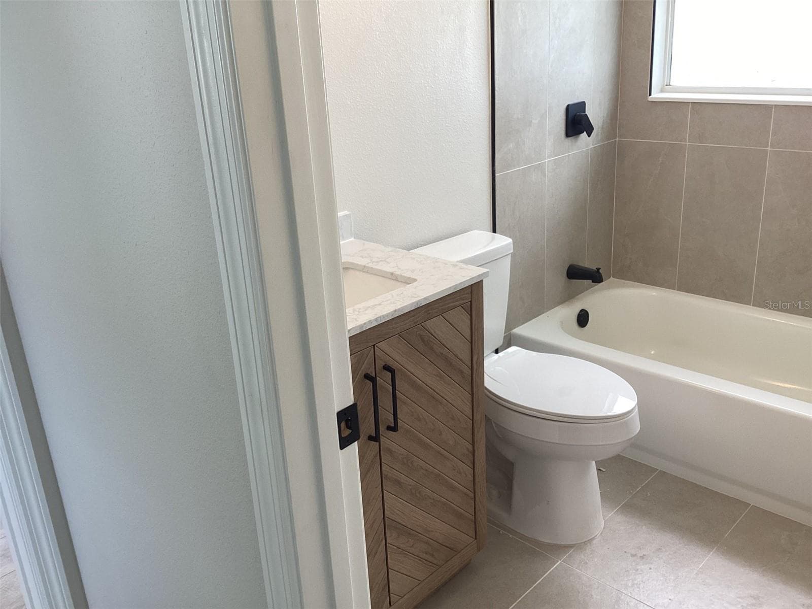 Guest bathroom - 4226 LAKE RICHMOND DR, ORLANDO