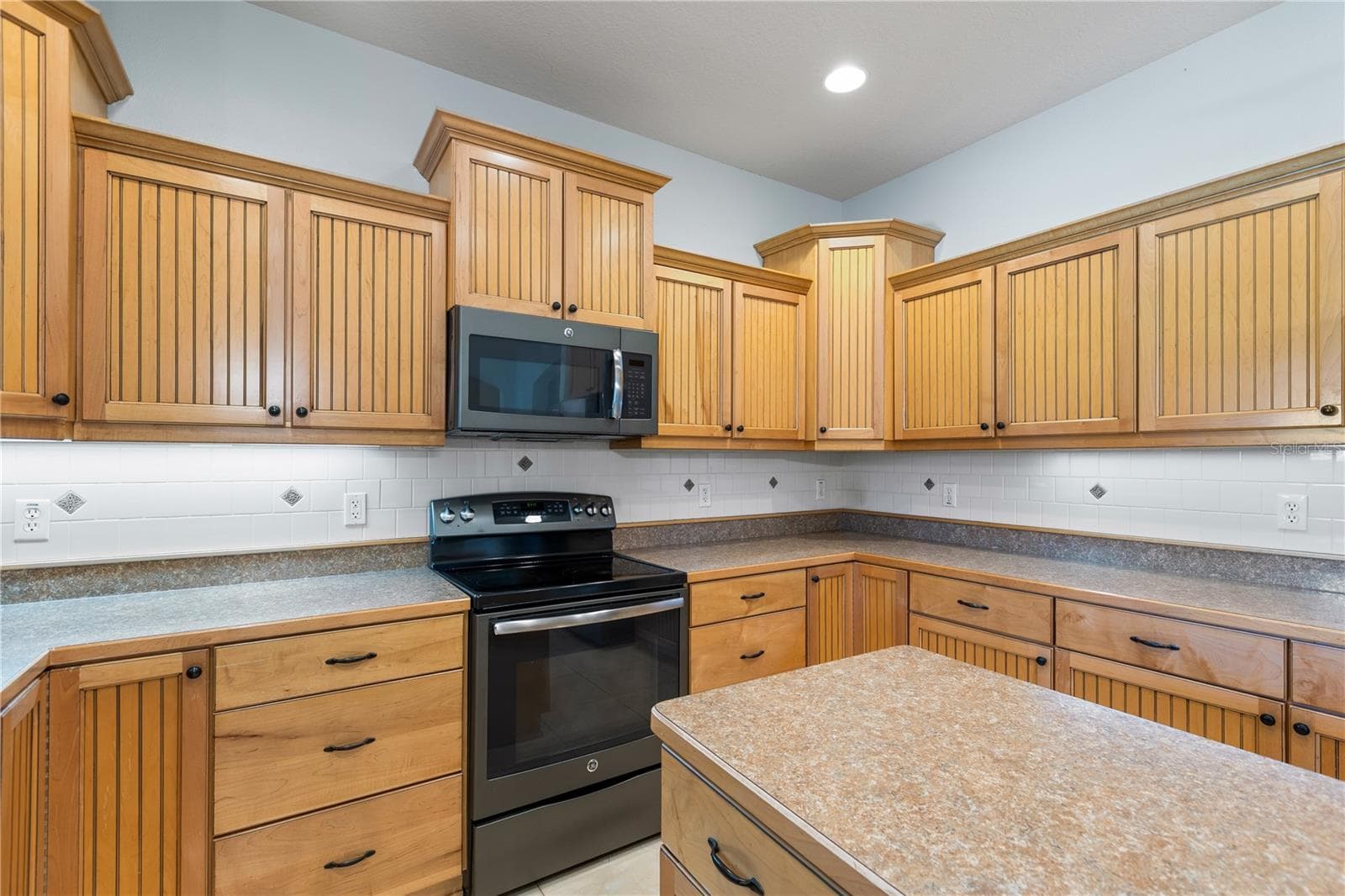 Single Family Residence at 6514 LAKE IRENE DR, LAND O LAKES, photo 26 of 76