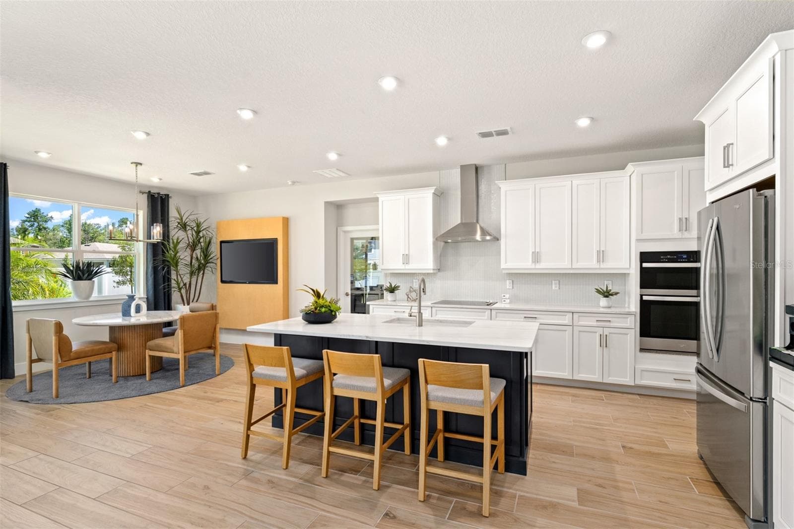 Meridian Parks Honeysuckle Model Kitchen - 12446 MARITIME ST, ORLANDO