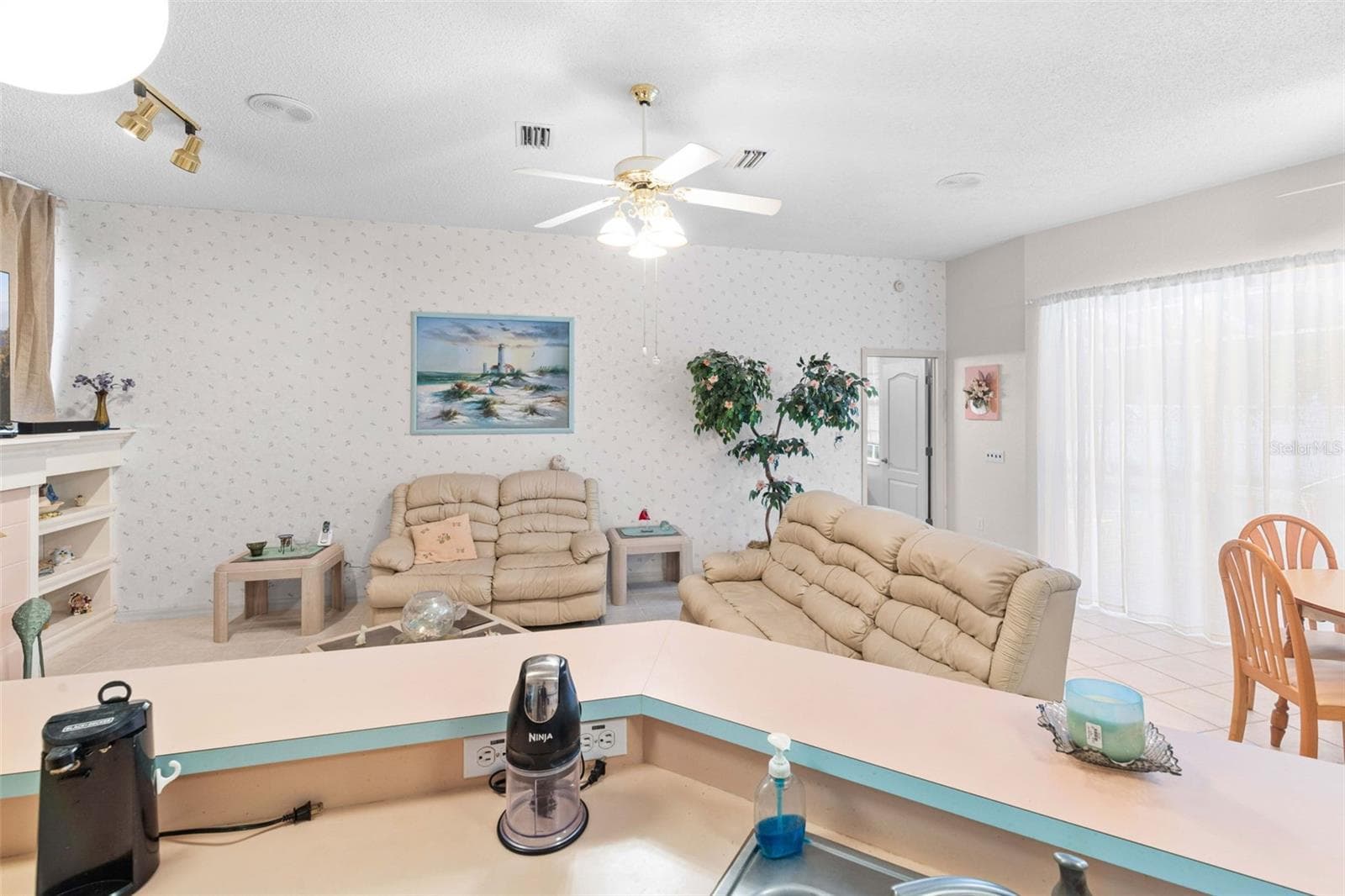 Single Family Residence at 10419 UPTON ST, SPRING HILL, photo 13 of 38