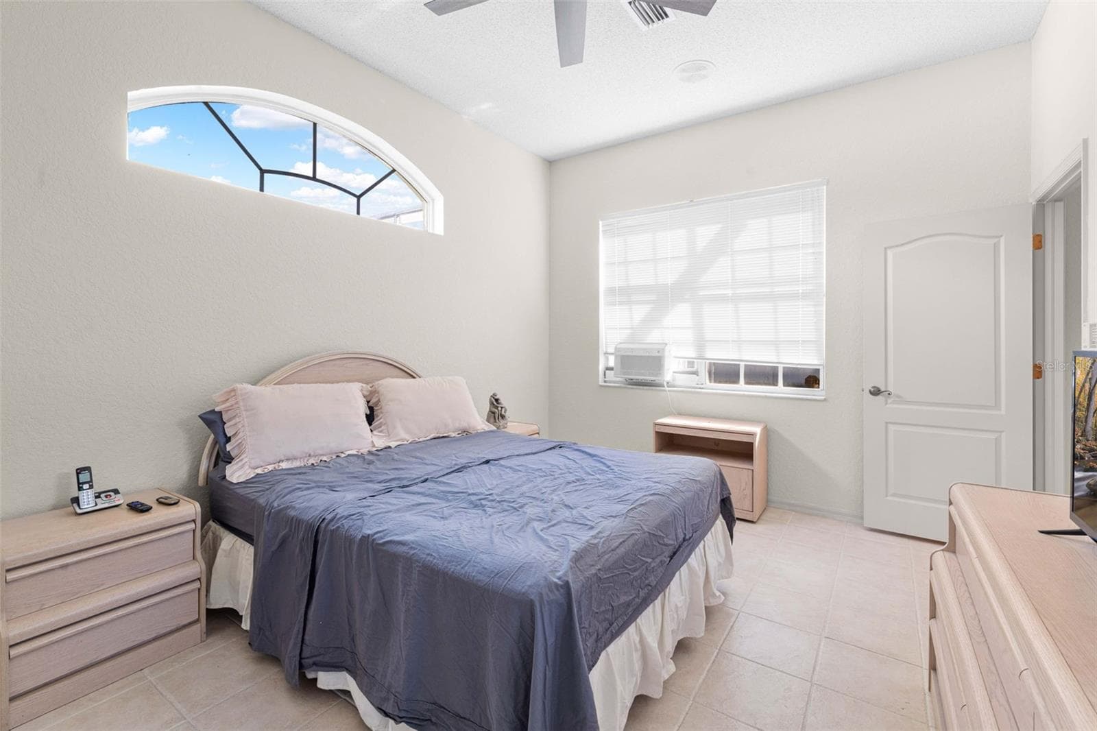 Single Family Residence at 10419 UPTON ST, SPRING HILL, photo 20 of 38