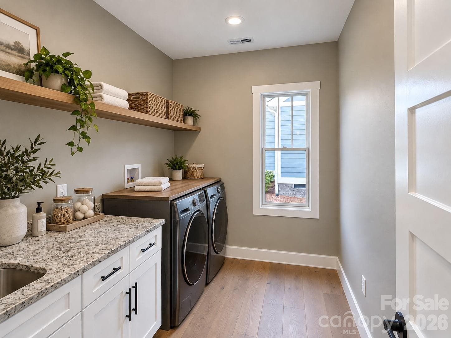 Photos AI Enhanced - 14 Olde Oak Court, Hendersonville