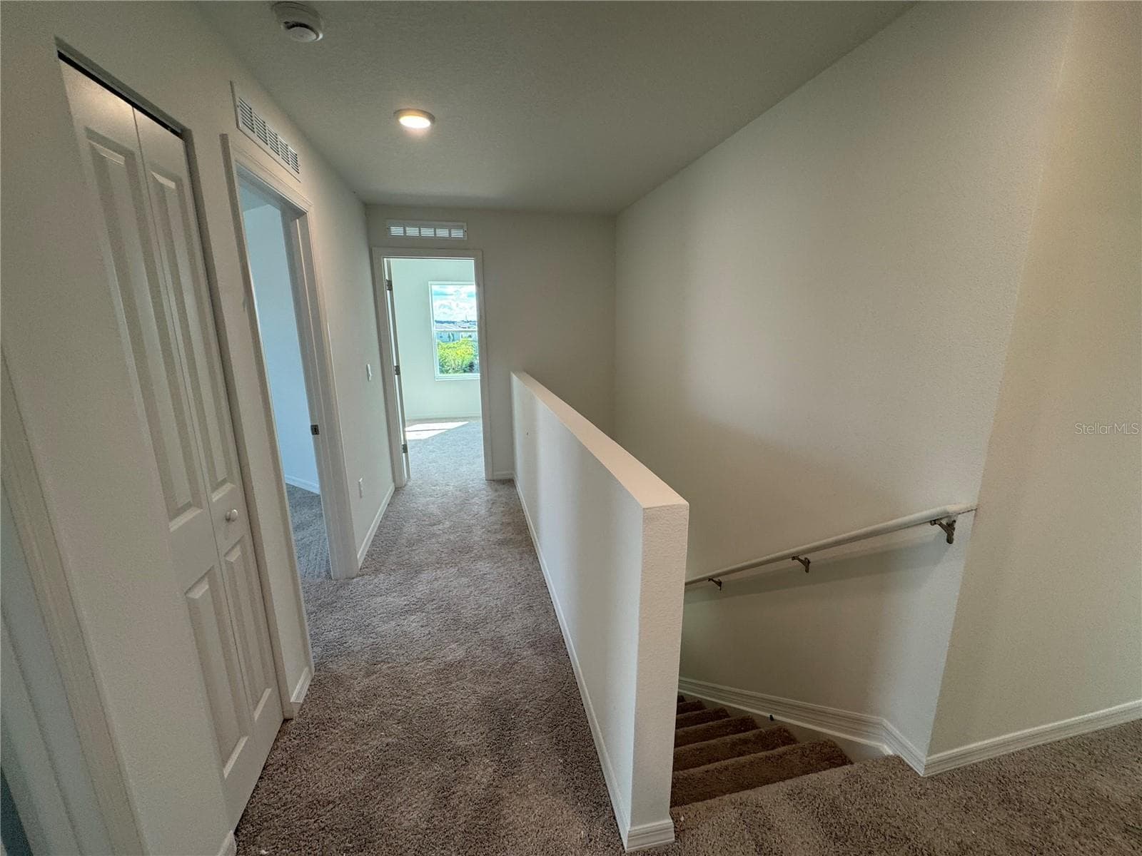 Upstairs hallway - 3286 VICEROY CT, POINCIANA