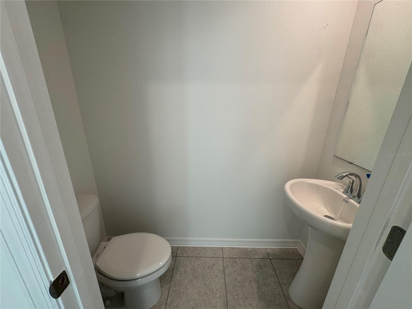 Downstairs half bath - 3286 VICEROY CT, POINCIANA