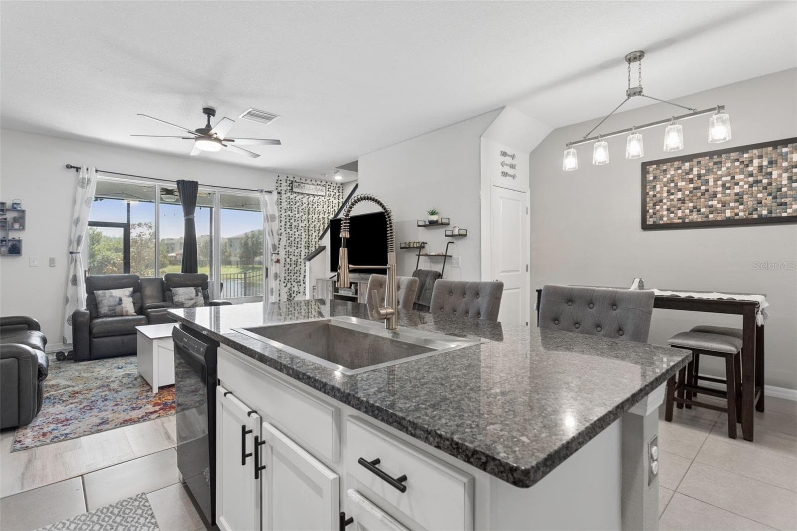 Townhouse at 2838 SUNCOAST BLEND DR, ODESSA, photo 8 of 32
