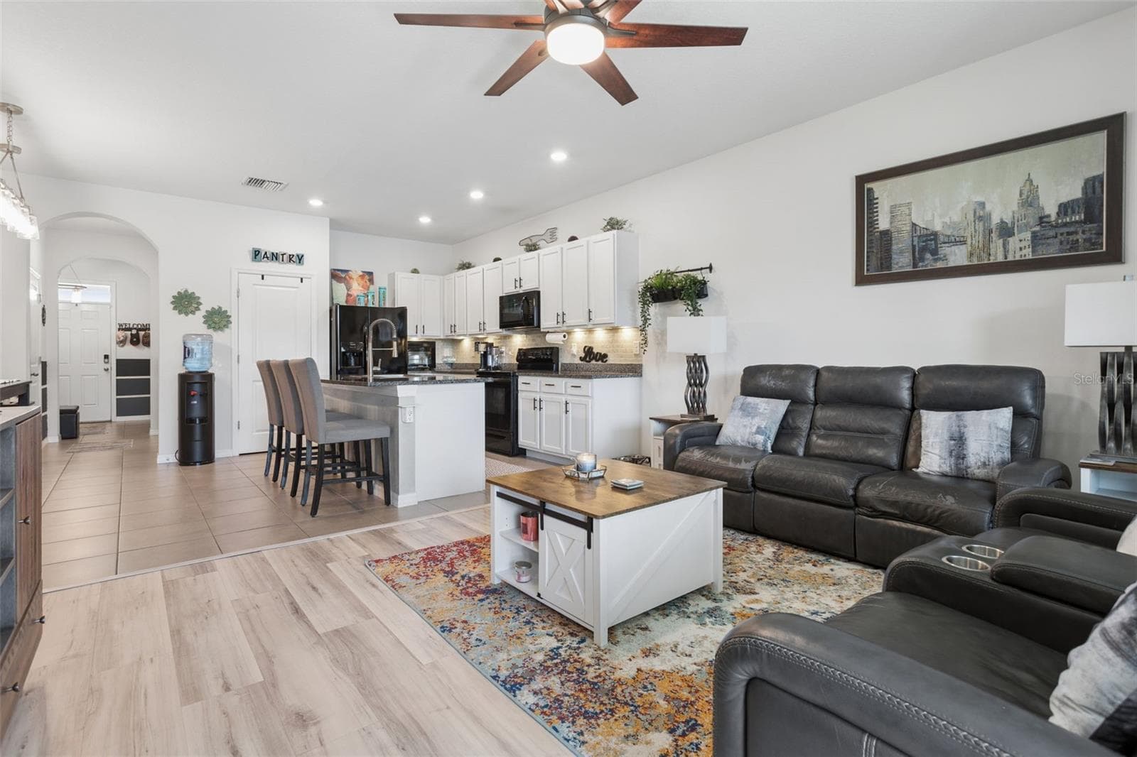 Townhouse at 2838 SUNCOAST BLEND DR, ODESSA, photo 12 of 32
