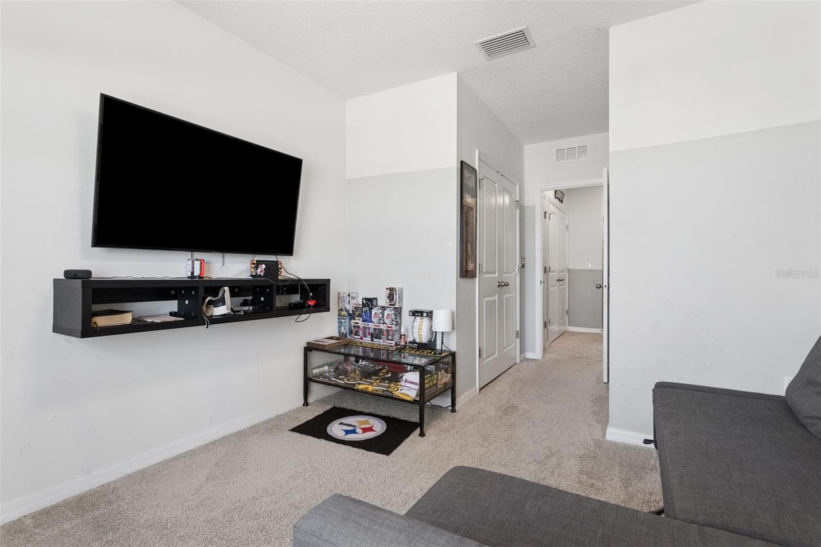 Townhouse at 2838 SUNCOAST BLEND DR, ODESSA, photo 13 of 32