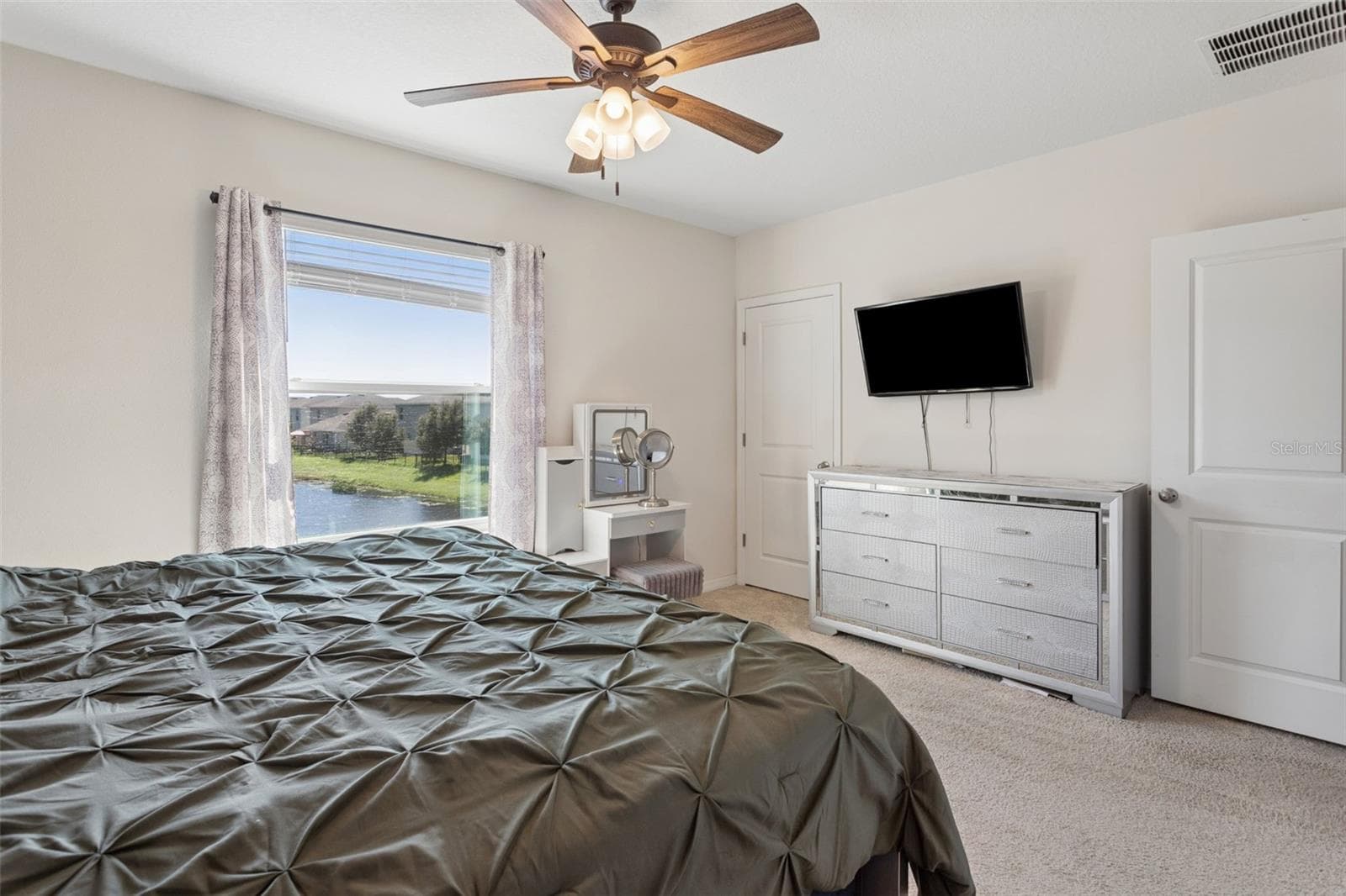 Townhouse at 2838 SUNCOAST BLEND DR, ODESSA, photo 21 of 32