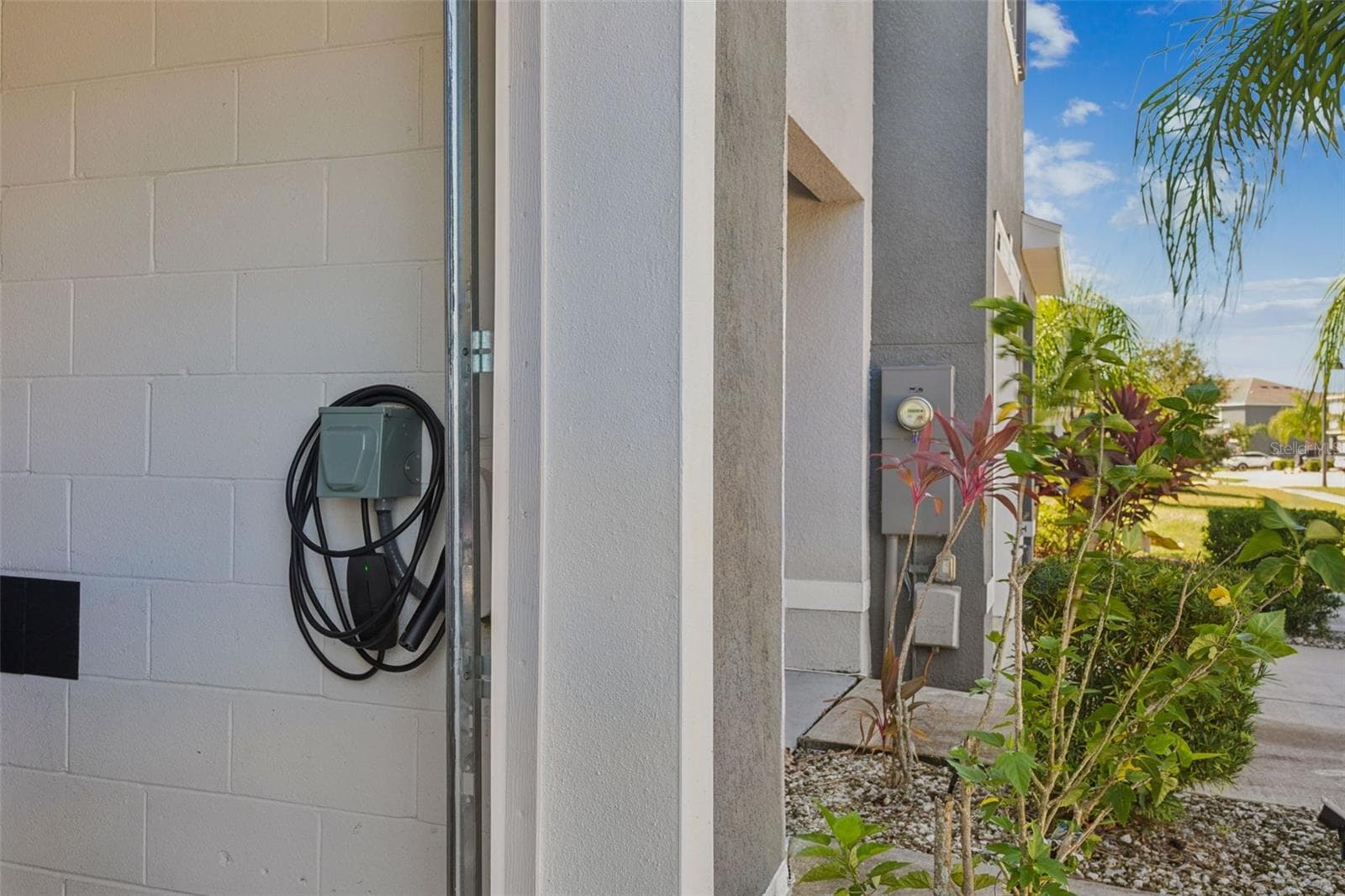 Townhouse at 2838 SUNCOAST BLEND DR, ODESSA, photo 28 of 32