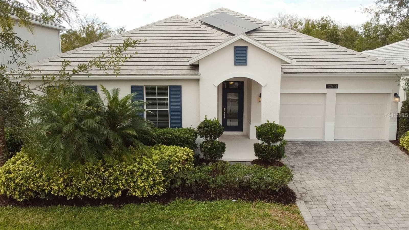 Single Family Residence at 10914 HISTORY AVE, ORLANDO, photo 2 of 43