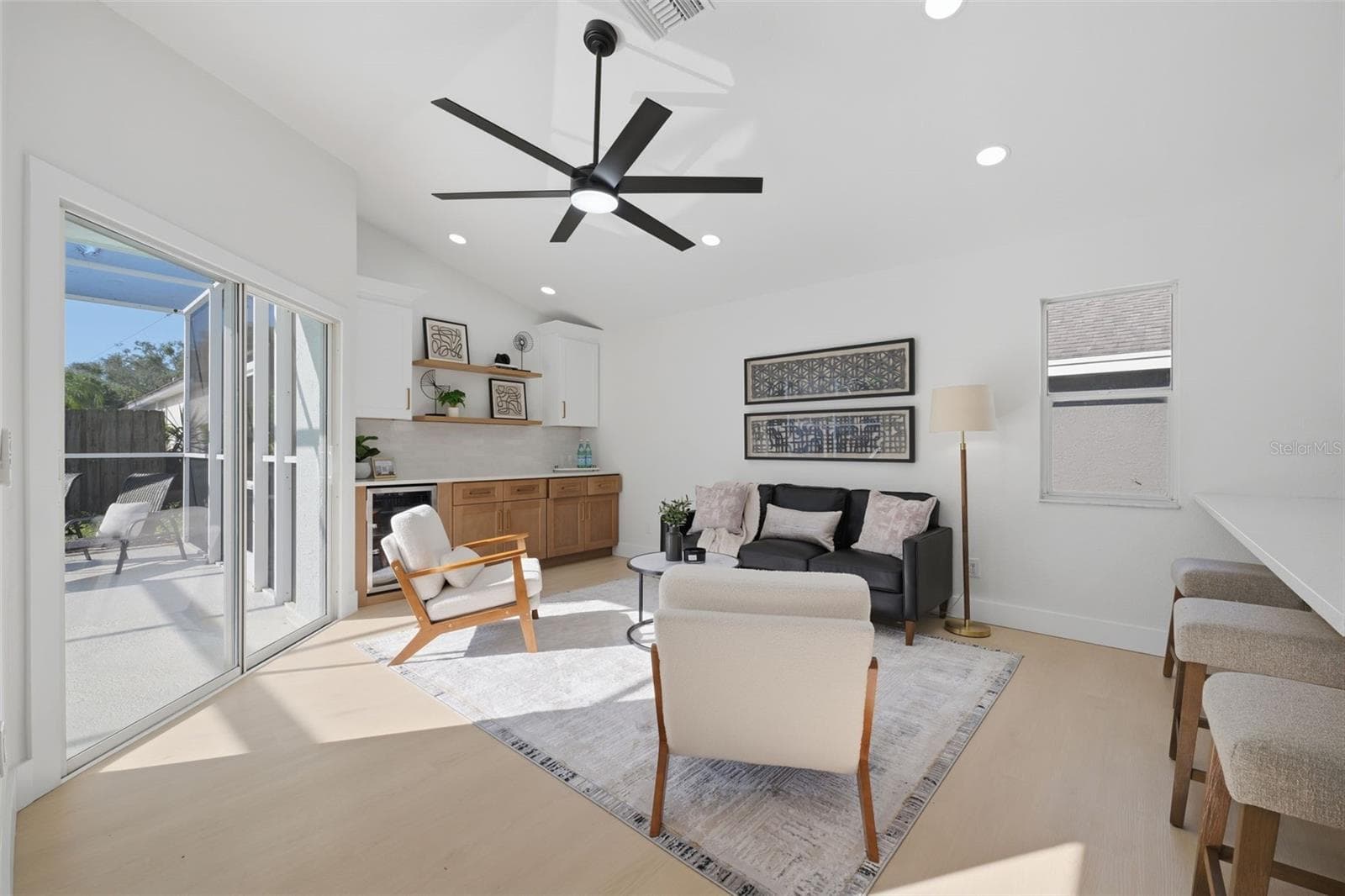 Single Family Residence at 1070 CAPTAINS WAY, TARPON SPRINGS, photo 5 of 23