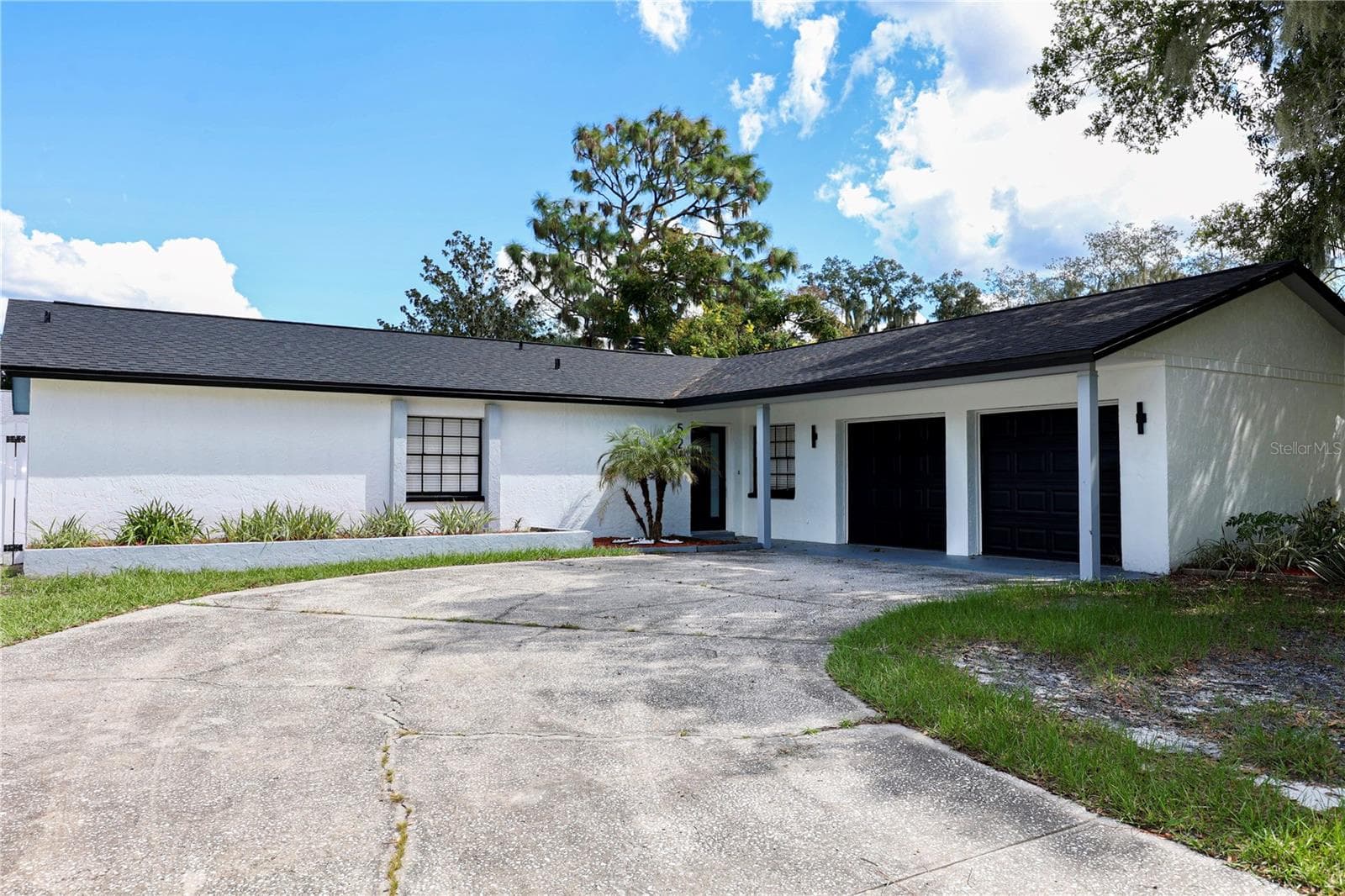 Single Family Residence at 524 WYNNWOOD DR, BRANDON, photo 2 of 86