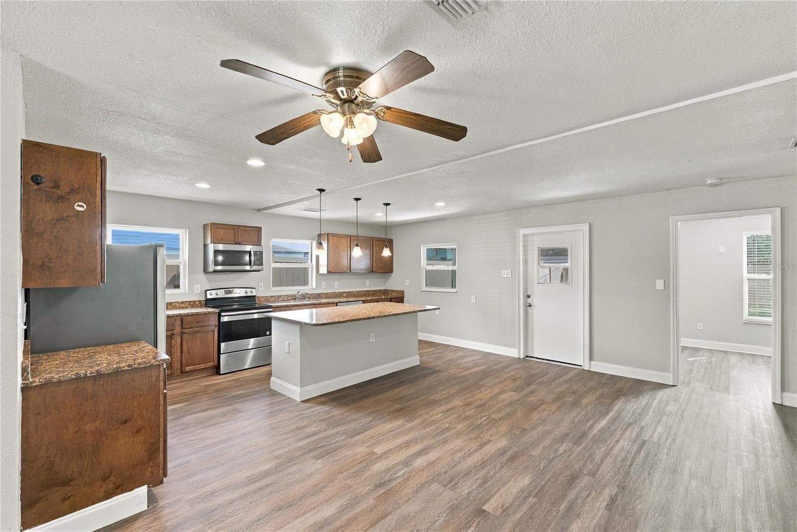 Single Family Residence at 4280 70TH AVE N, PINELLAS PARK, photo 14 of 52