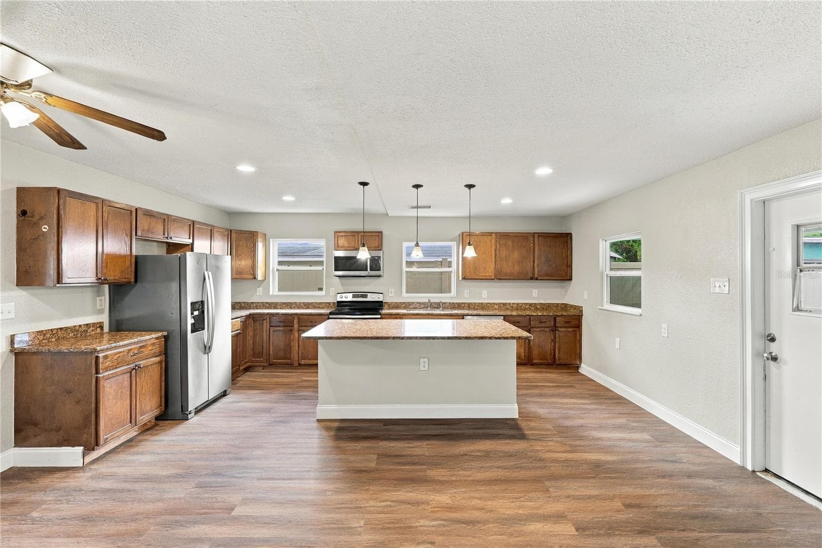 Single Family Residence at 4280 70TH AVE N, PINELLAS PARK, photo 16 of 52
