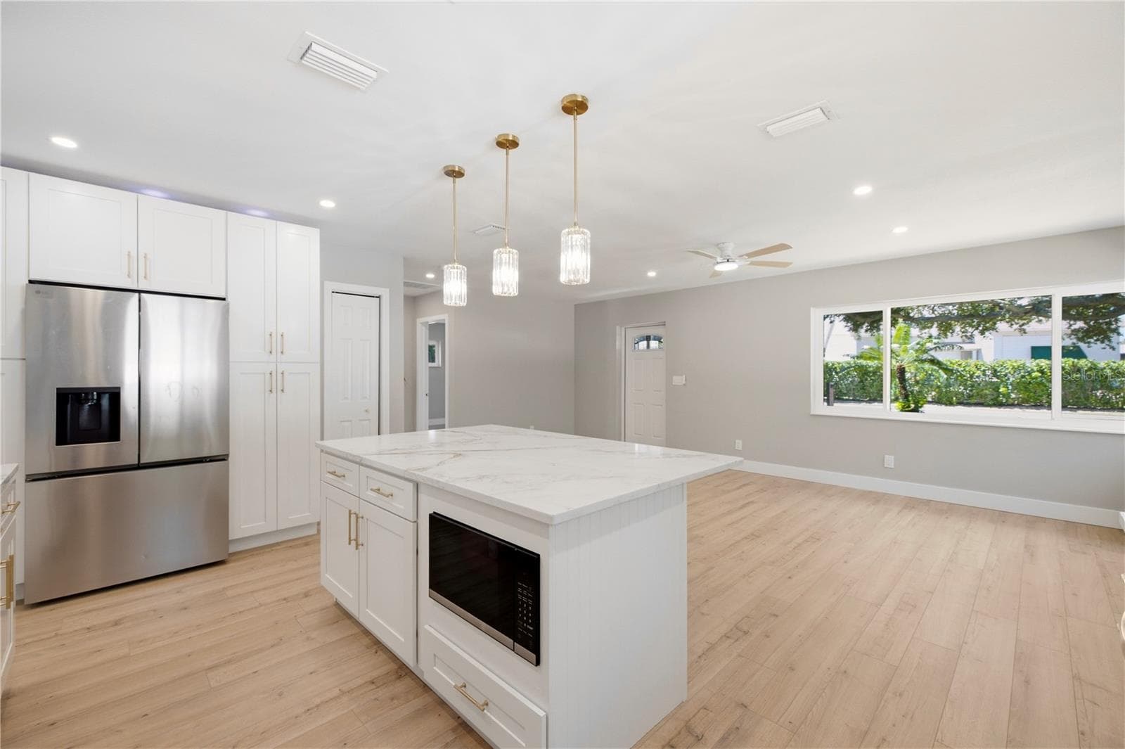 Single Family Residence at 1900 60TH ST S, GULFPORT, photo 11 of 45