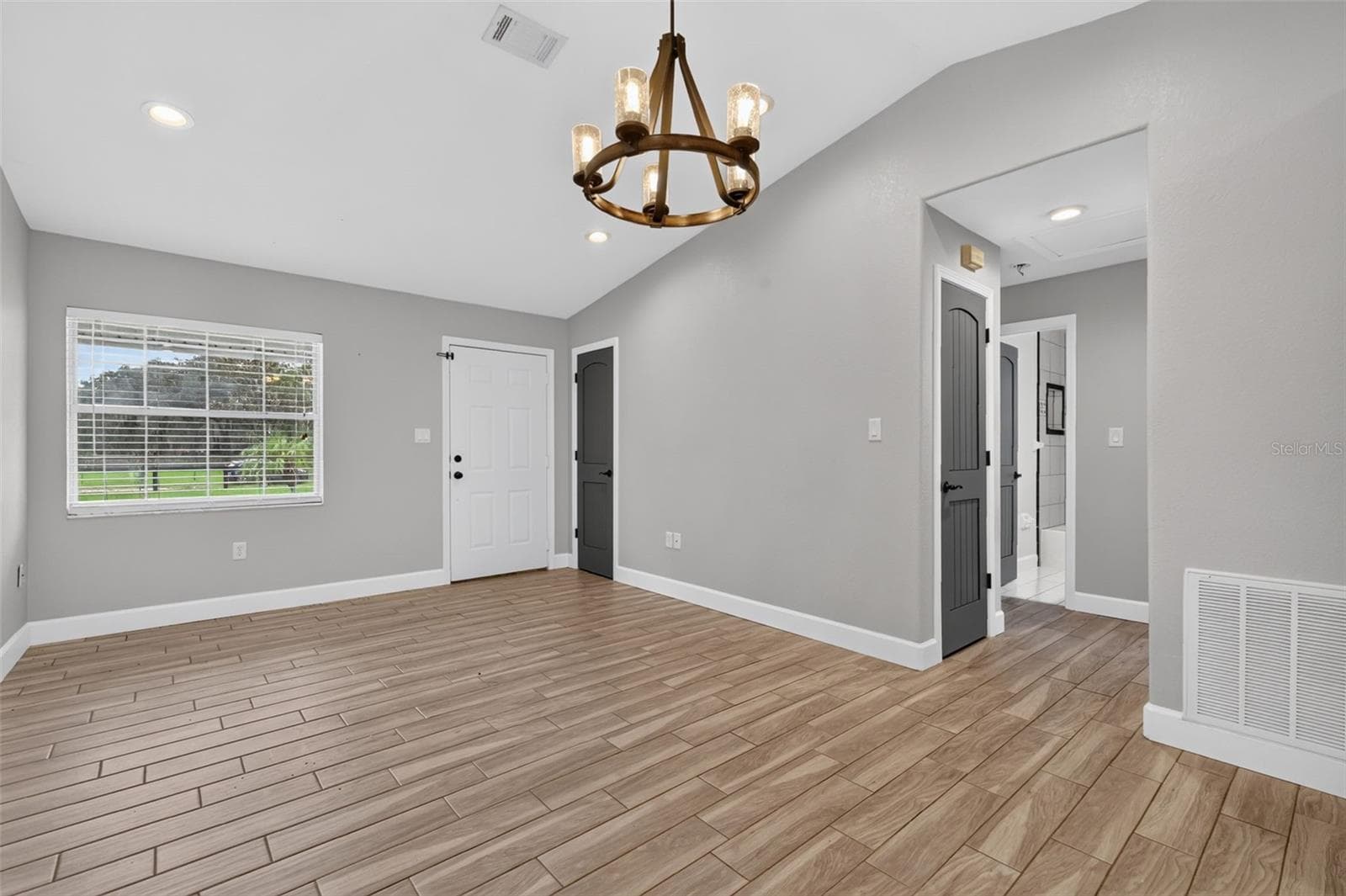 Single Family Residence at 22407 HORIZON VISTAS DR, EUSTIS, photo 4 of 55