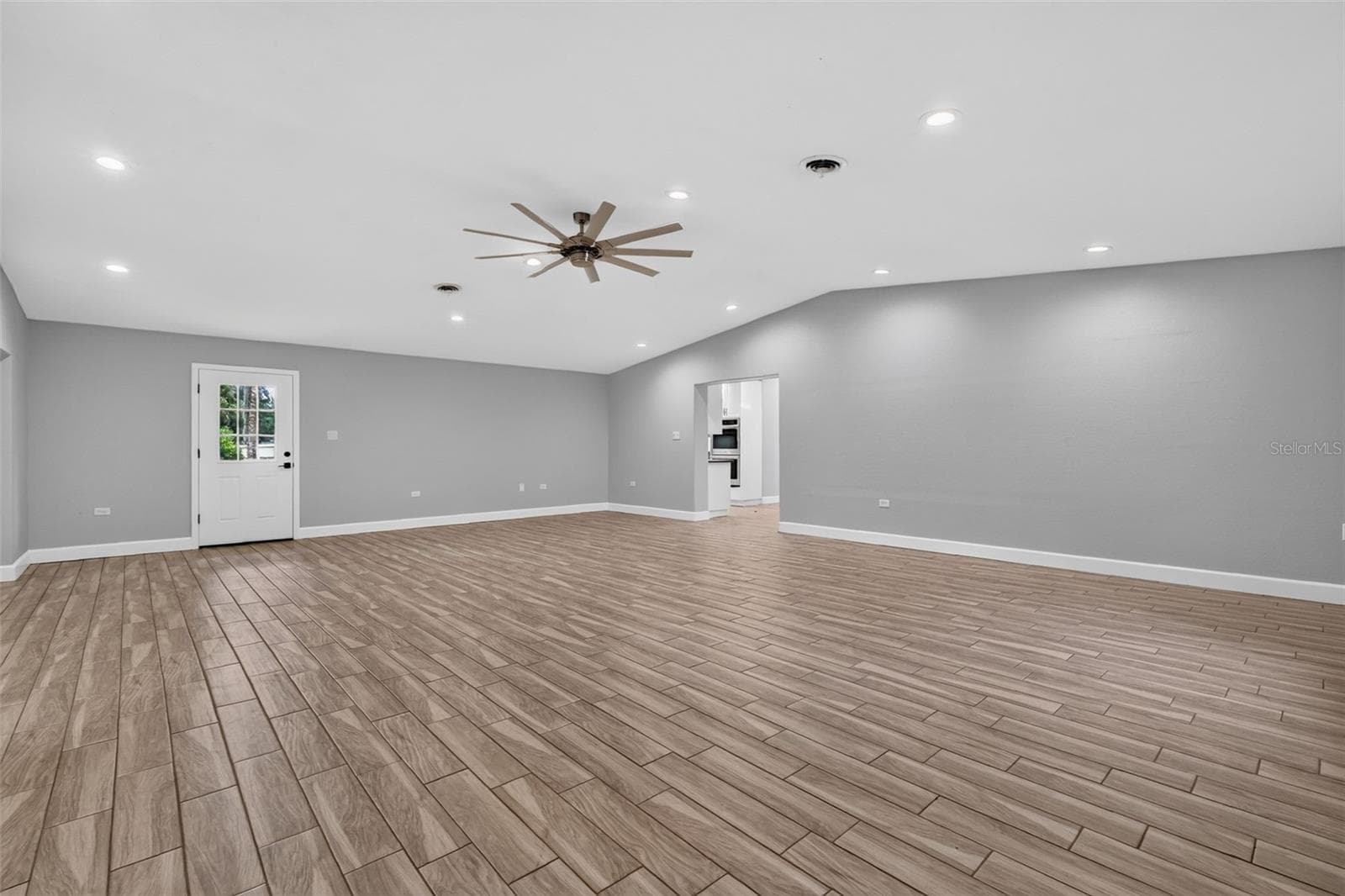 Single Family Residence at 22407 HORIZON VISTAS DR, EUSTIS, photo 17 of 55