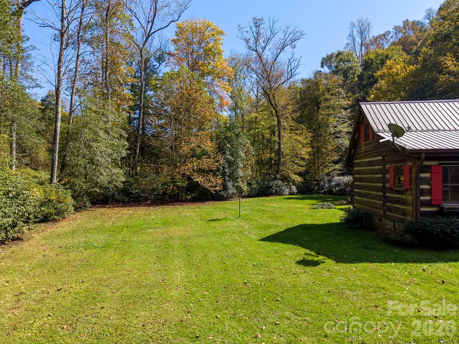Single Family Residence at 7810 Little Snowbird Road, Robbinsville, photo 15 of 96