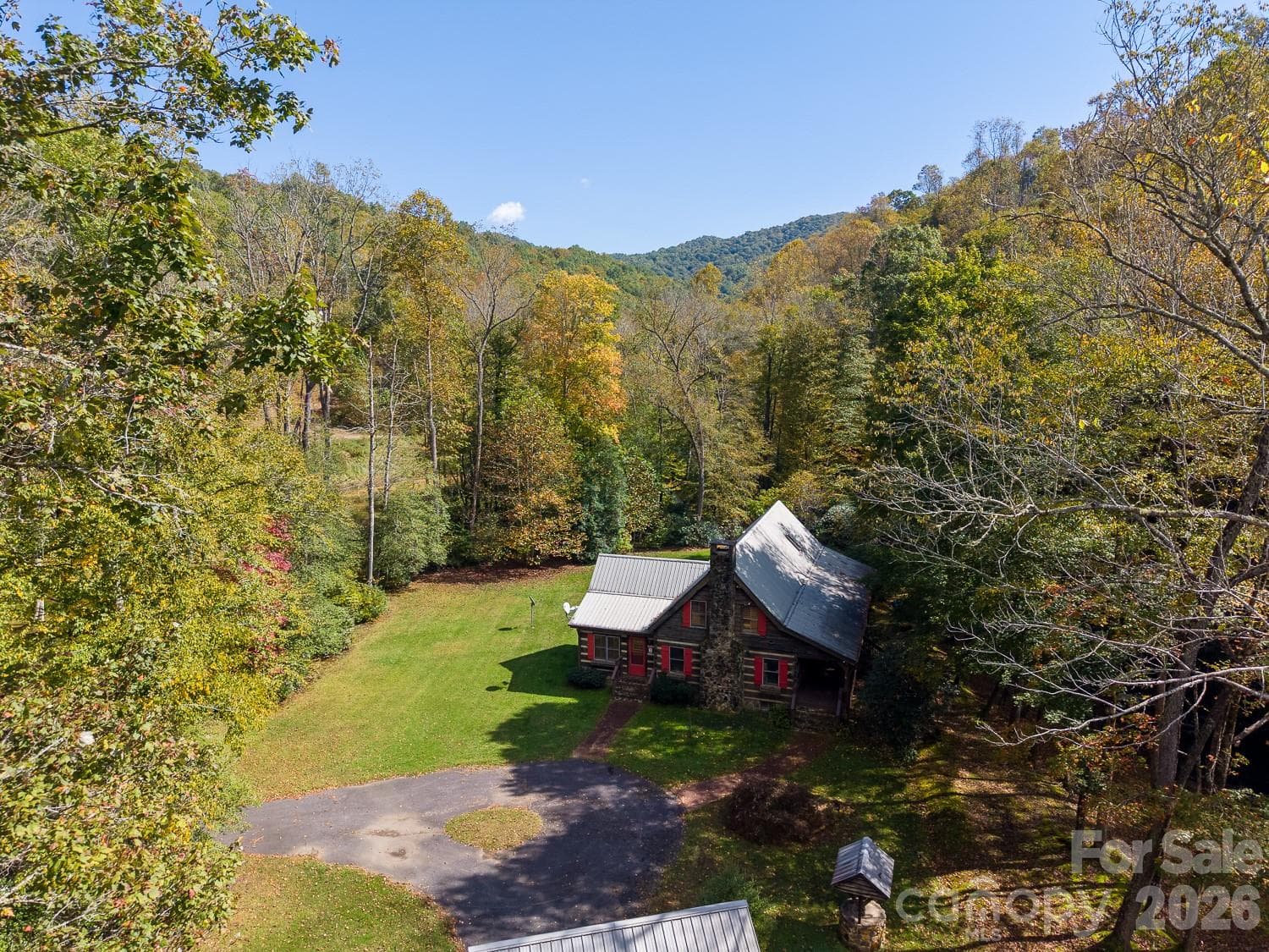 Single Family Residence at 7810 Little Snowbird Road, Robbinsville, photo 27 of 96