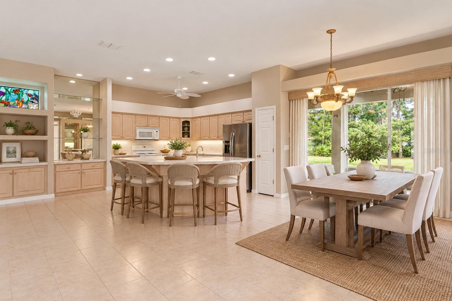 Kitchen and dining room - 10120 SHORTLEAF CT, WEEKI WACHEE